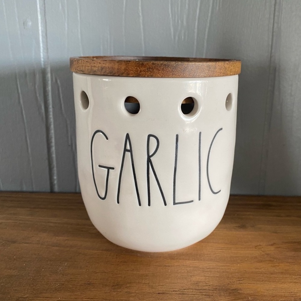 NWT Rae Dunn Garlic